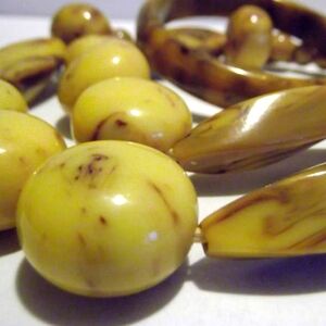 Bakelite Marbled Mississippi mud 20s 40s Vintage Antique art deco necklace